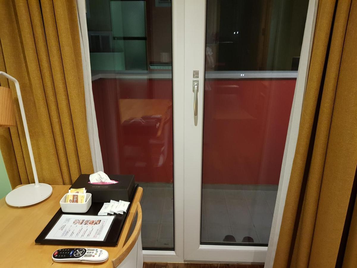 Jeju Swiss Village 114 Екстер'єр фото