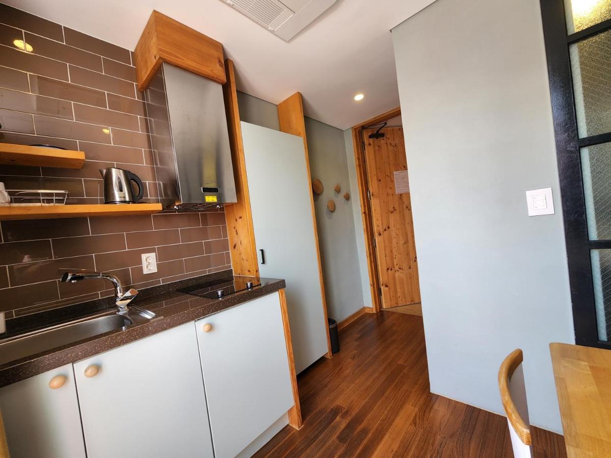 Jeju Swiss Village 114 Екстер'єр фото