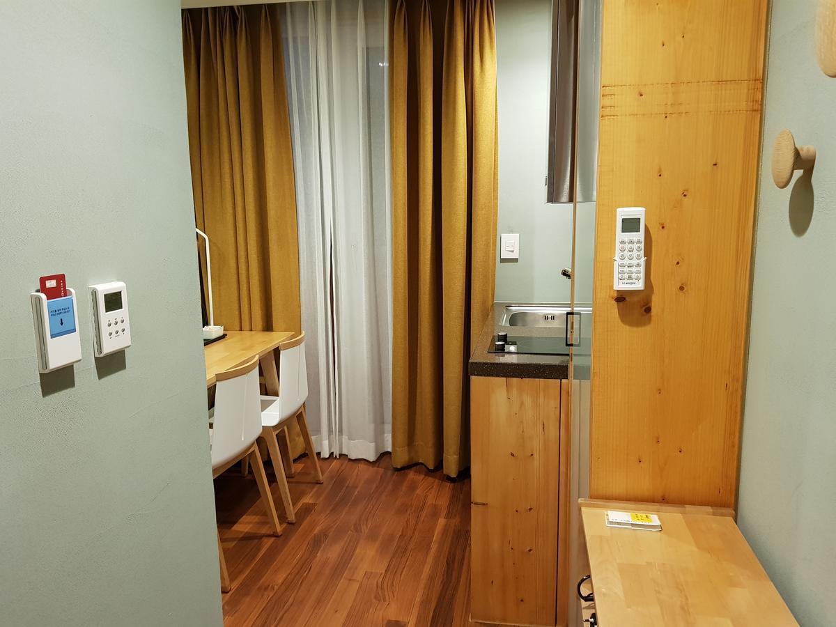 Jeju Swiss Village 114 Екстер'єр фото